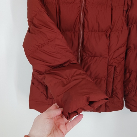 Athleta Downtown Down Puffer Jacket - Picture 3 of 10